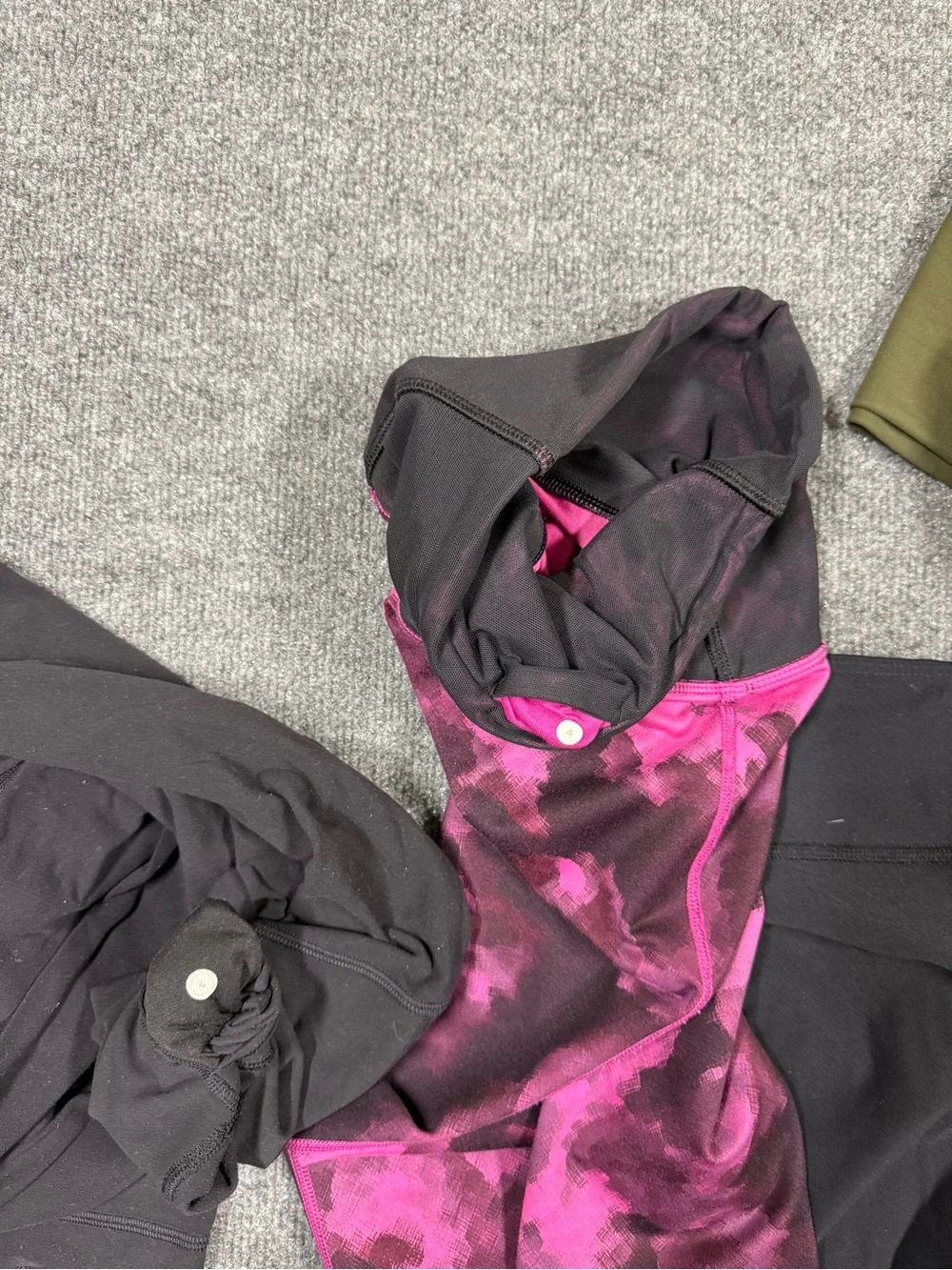 Lululemon women’s Leggings — Black, Olive Green & Pink Tie-Dye